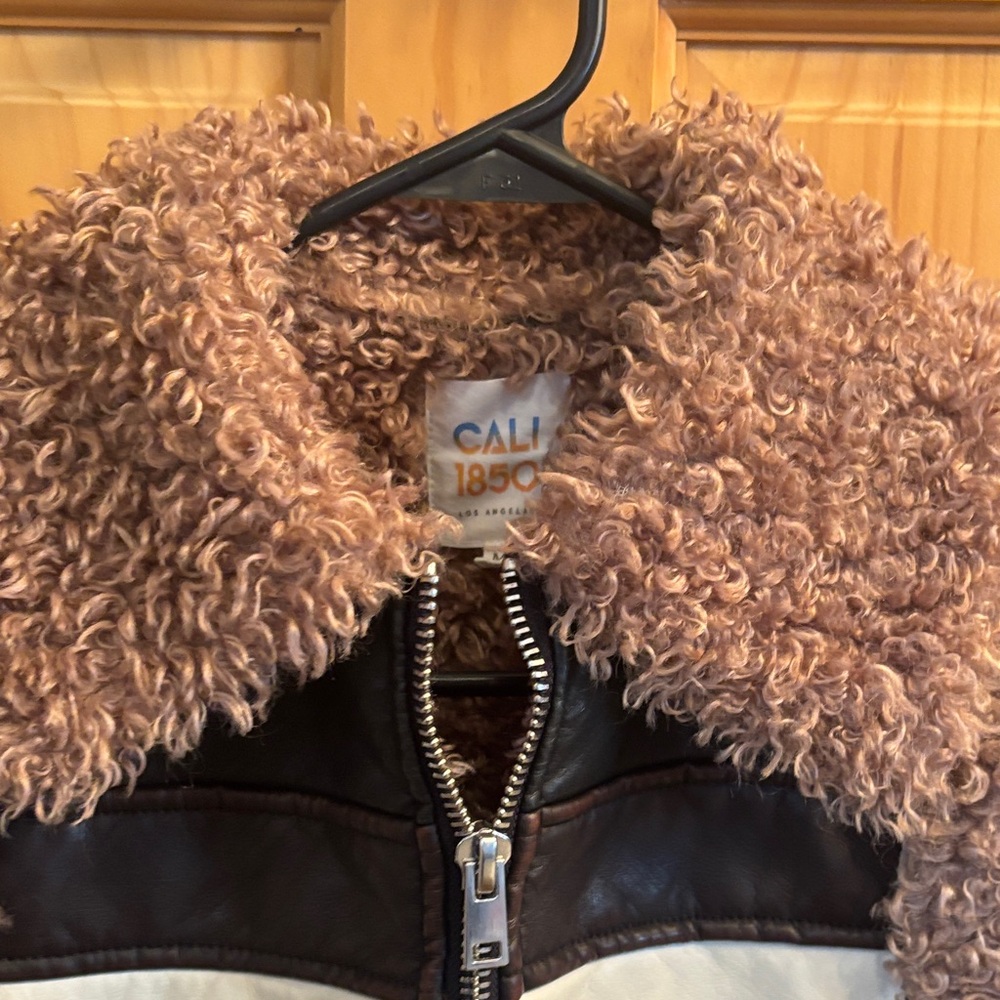 Brown and Cream Faux Fur Vest - Picture 3 of 12